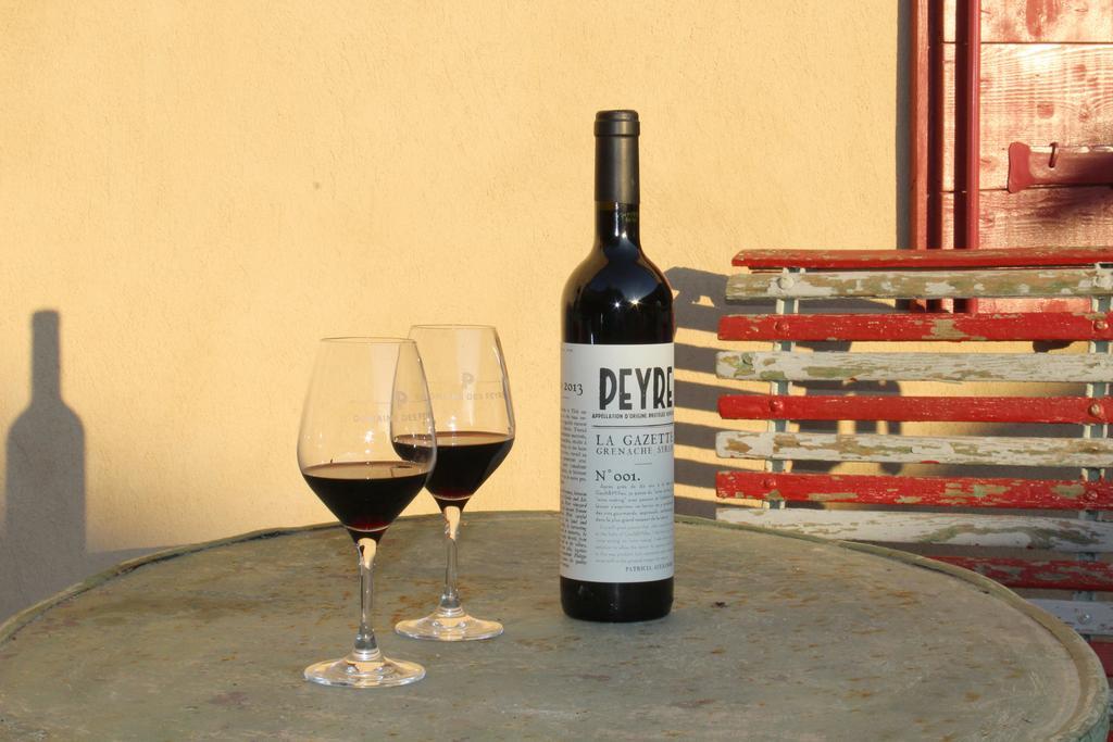 דירות Robion en Luberon Domaine Des Peyre מראה חיצוני תמונה